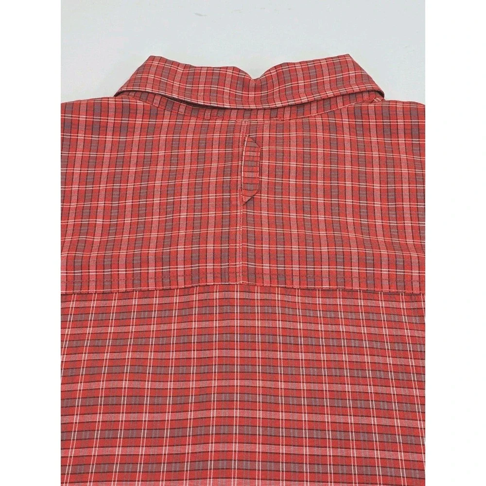 The North Face Mens Medium Plaid Short Sleeve Button Down Shirt